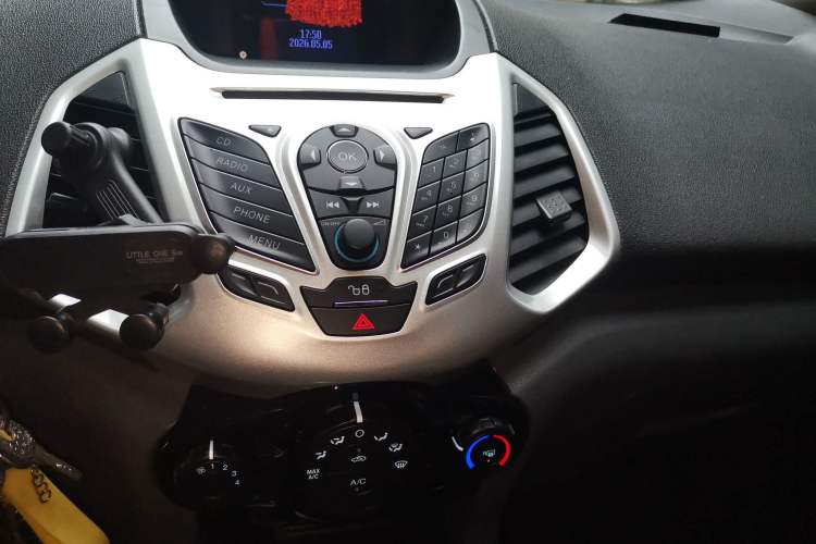 Used Ford EcoSport 2013 1.5L Automatic Fashion Model Audio And AC Panel