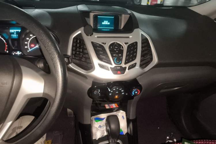 Used Ford EcoSport 2013 1.5L Automatic Fashion Model Audio And AC Panel