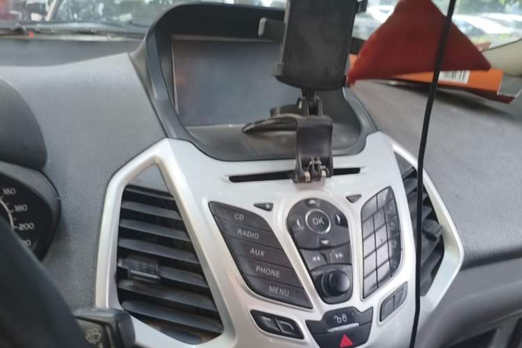 Used Ford EcoSport 2013 1.5L Automatic Fashion Model Audio And AC Panel