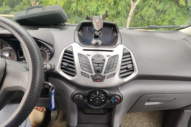 Used Ford EcoSport 2013 1.5L Manual Comfort Model Audio And AC Panel