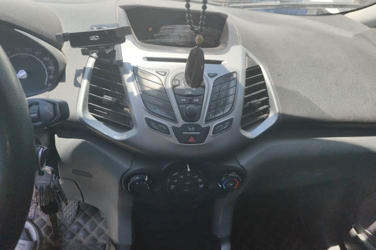 Used Ford EcoSport 2013 1.5L Manual Comfort Model Audio And AC Panel