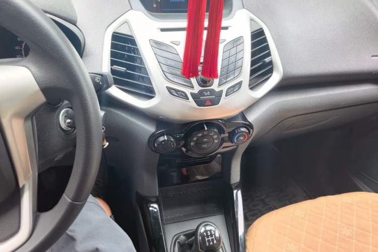 Used Ford EcoSport 2013 1.5L Manual Fashion Model Audio And AC Panel