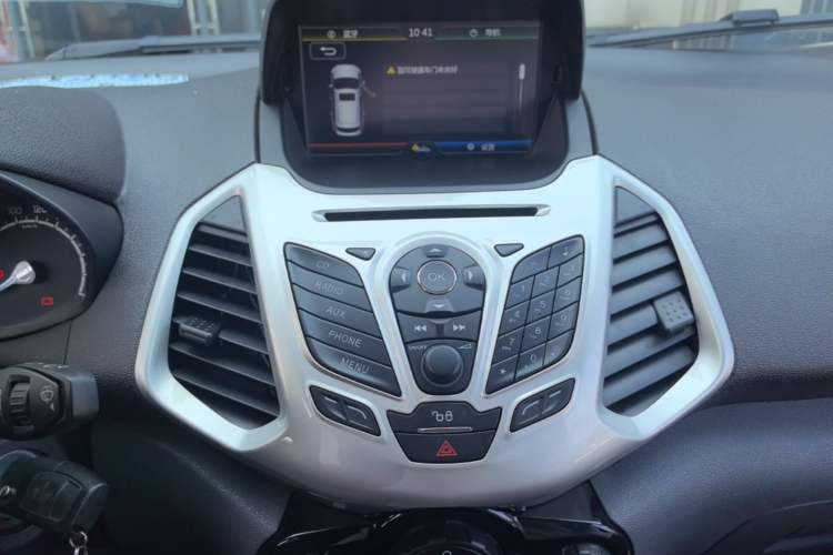 Used Ford EcoSport 2013 1.5L Automatic Fashion Model Audio And AC Panel