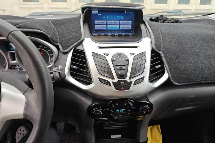 Used Ford EcoSport 2013 1.5L Manual Luxury Model Audio And AC Panel