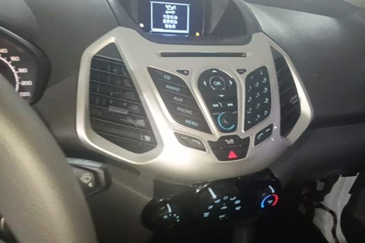 Used Ford EcoSport 2013 1.5L Automatic Fashion Model Audio And AC Panel