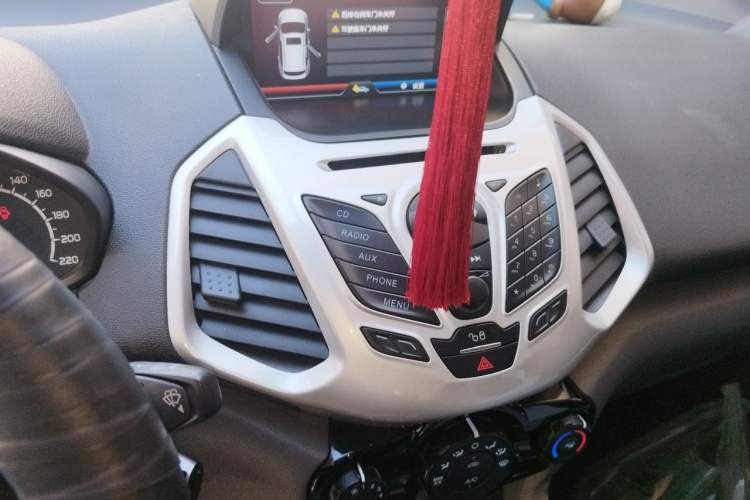 Used Ford EcoSport 2013 1.5L Automatic Fashion Model Audio And AC Panel