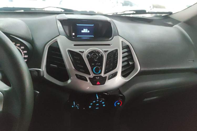 Used Ford EcoSport 2013 1.5L Automatic Fashion Model Audio And AC Panel