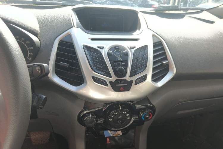 Used Ford EcoSport 2013 1.5L Automatic Fashion Model Audio And AC Panel