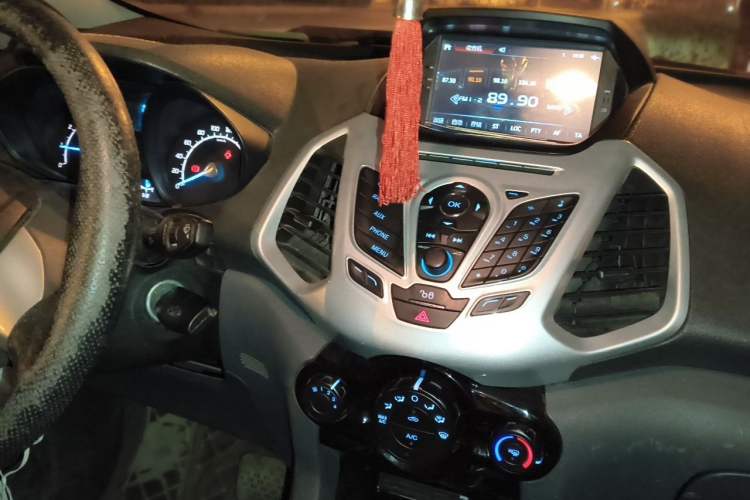 Used Ford EcoSport 2013 1.5L Automatic Fashion Model Audio And AC Panel