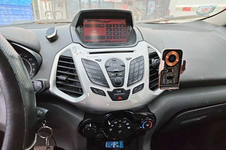 Used Ford EcoSport 2013 1.5L Automatic Fashion Model Audio And AC Panel
