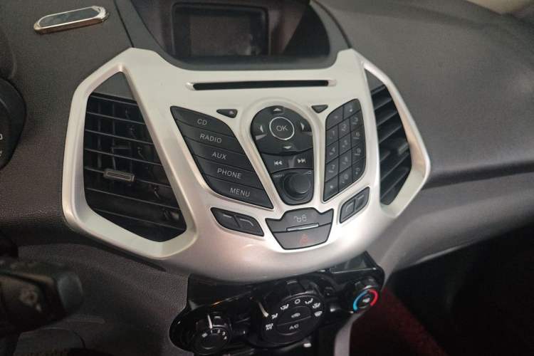 Used Ford EcoSport 2013 1.5L Automatic Fashion Model Audio And AC Panel