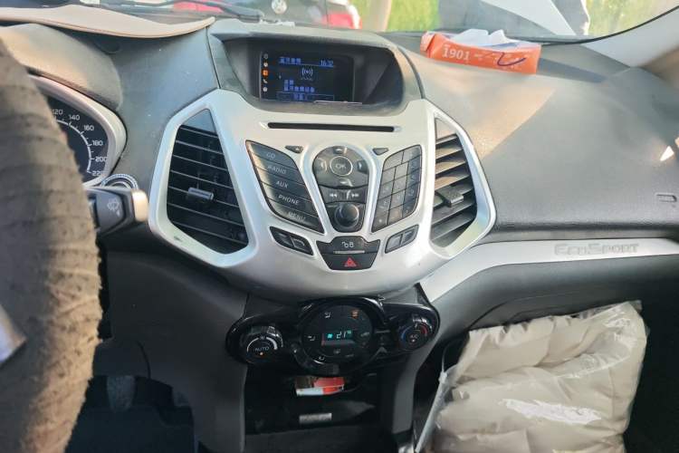 Used Ford EcoSport 2013 1.0L GTDi Manual Luxury Model Audio And AC Panel