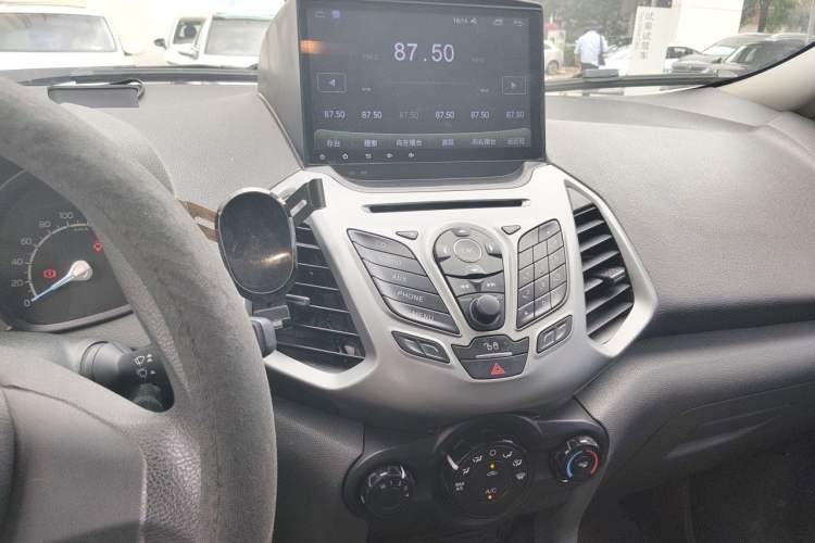 Used Ford EcoSport 2013 1.5L Manual Comfort Model Audio And AC Panel
