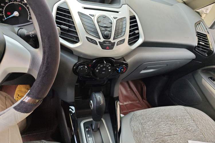 Used Ford EcoSport 2013 1.5L Automatic Fashion Model Audio And AC Panel