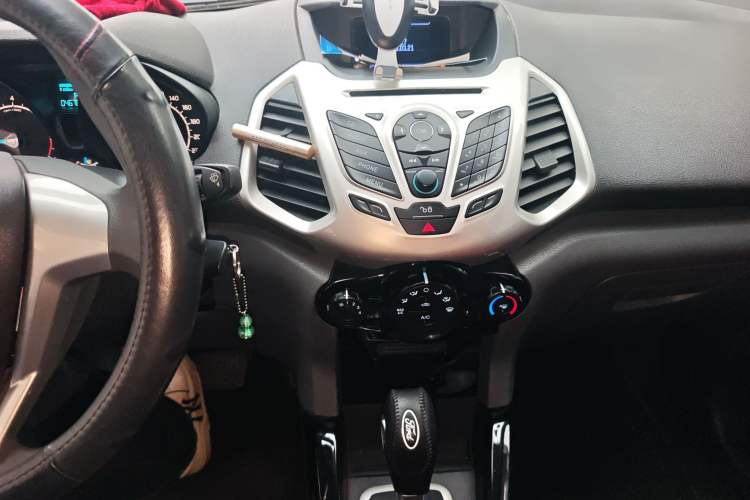Used Ford EcoSport 2013 1.5L Automatic Fashion Model Audio And AC Panel