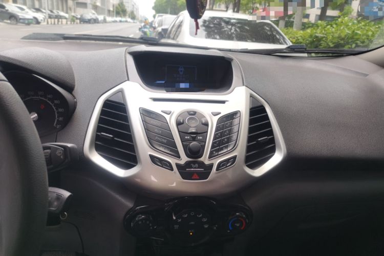 Used Ford EcoSport 2013 1.5L Automatic Fashion Model Audio And AC Panel