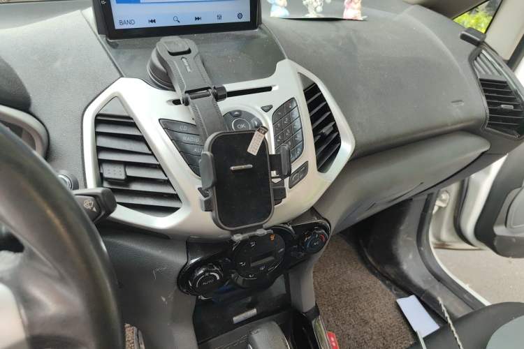 Used Ford EcoSport 2013 1.5L Automatic Prestige Model Audio And AC Panel