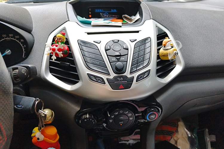 Used Ford EcoSport 2013 1.5L Automatic Fashion Model Audio And AC Panel