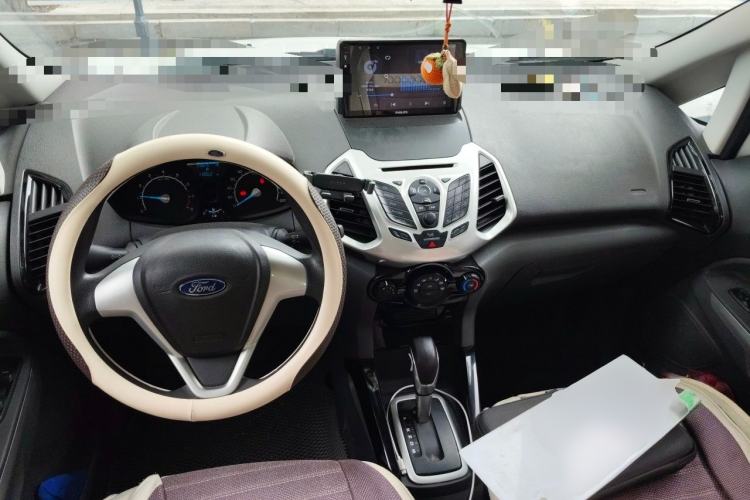 Used Ford EcoSport 2013 1.5L Automatic Fashion Model Center Console