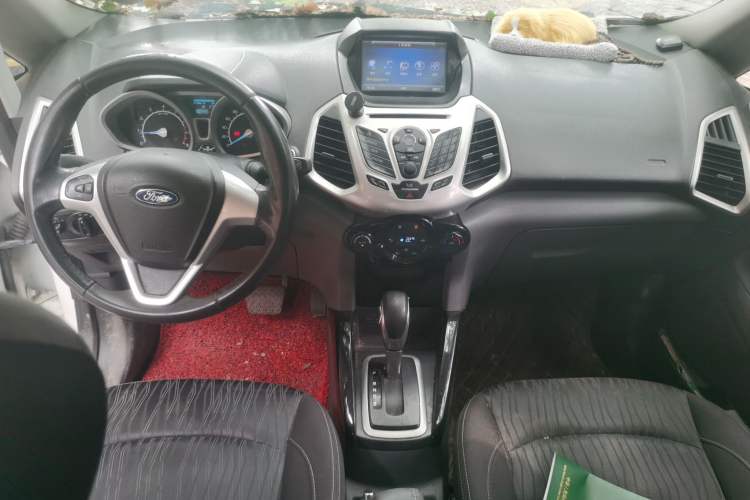 Used Ford EcoSport 2013 1.5L Automatic Prestige Model Center Console