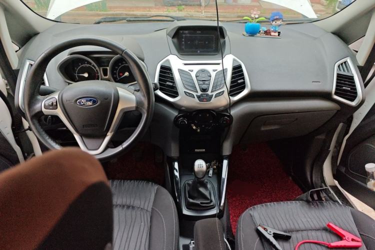 Used Ford EcoSport 2013 1.0L GTDi Manual Luxury Model Center Console