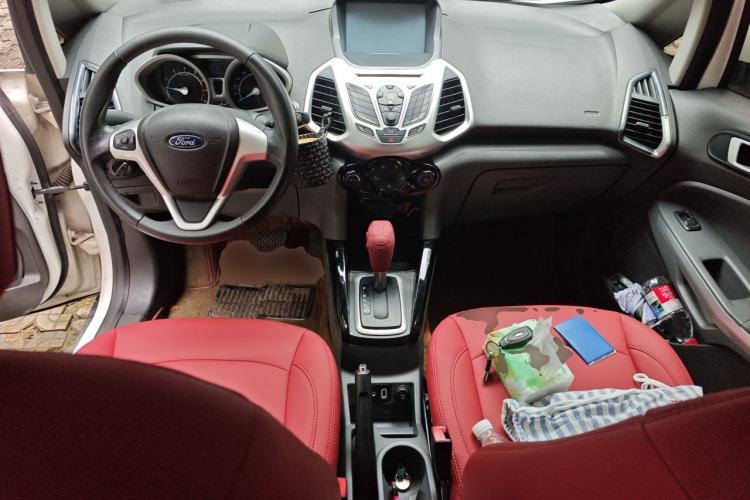 Used Ford EcoSport 2013 1.5L Automatic Prestige Model Center Console