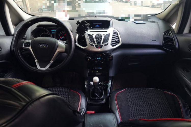 Used Ford EcoSport 2013 1.5L Manual Luxury Model Center Console