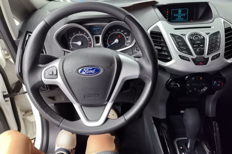 Used Ford EcoSport 2013 1.5L Automatic Prestige Model Center Console