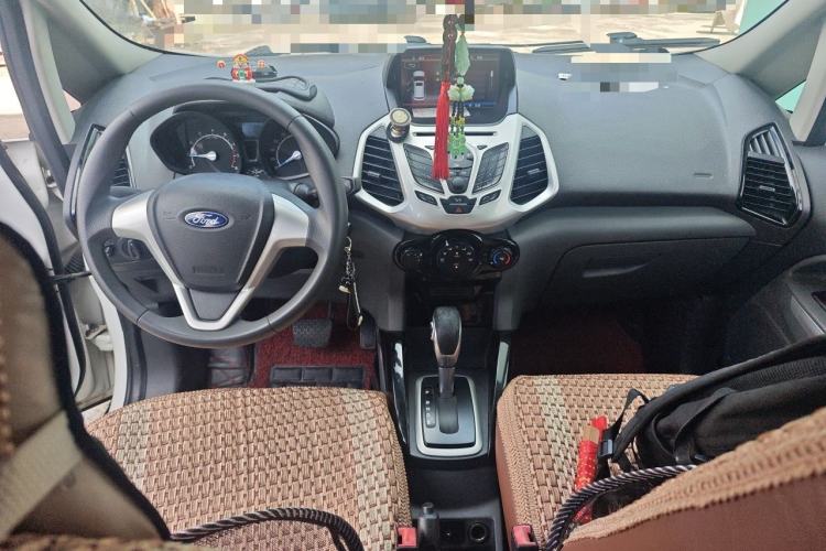 Used Ford EcoSport 2013 1.5L Automatic Fashion Model Center Console
