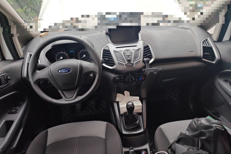 Used Ford EcoSport 2013 1.5L Manual Comfort Model Center Console