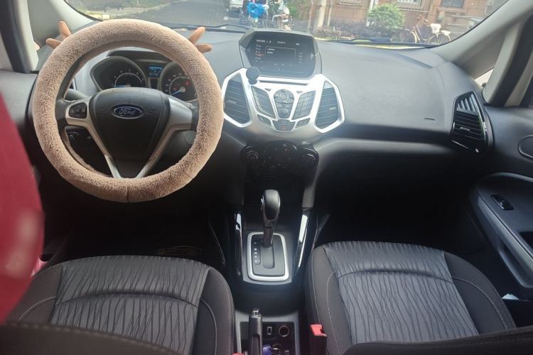 Used Ford EcoSport 2013 1.5L Automatic Prestige Model Center Console