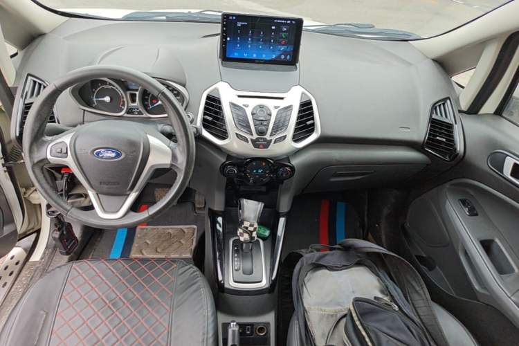 Used Ford EcoSport 2013 1.5L Automatic Prestige Model Center Console