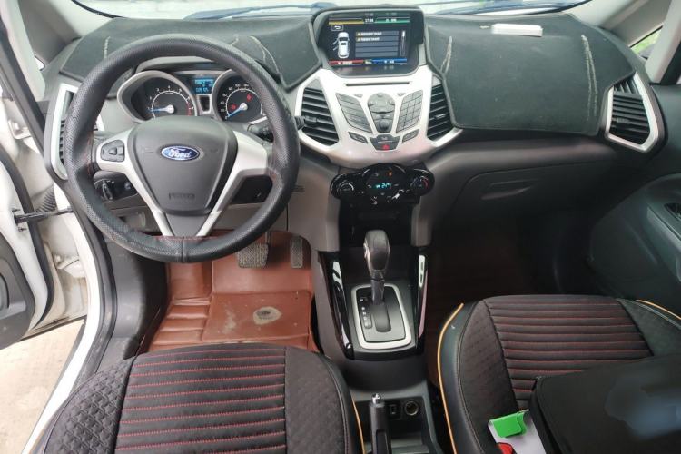 Used Ford EcoSport 2013 1.5L Automatic Prestige Model Center Console