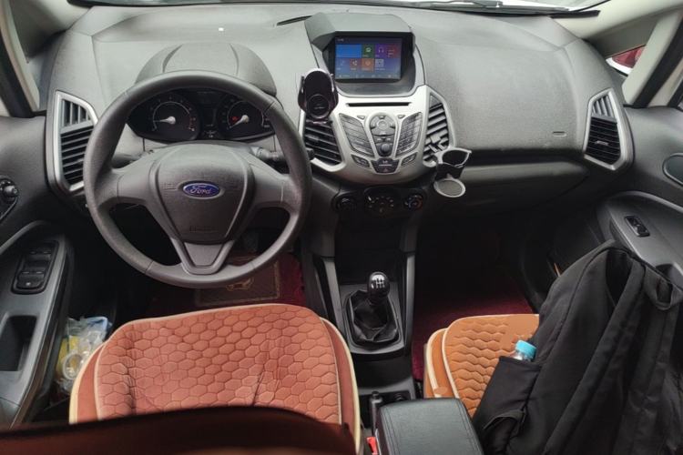 Used Ford EcoSport 2013 1.5L Manual Comfort Model Center Console
