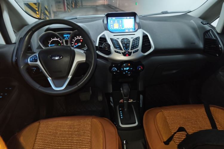 Used Ford EcoSport 2013 1.5L Automatic Prestige Model Center Console