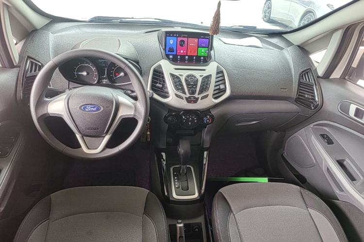 Used Ford EcoSport 2013 1.5L Automatic Fashion Model Center Console