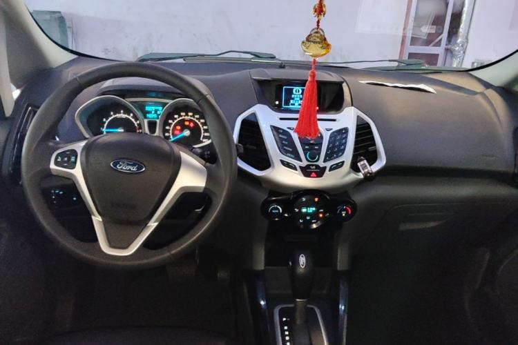 Used Ford EcoSport 2013 1.5L Automatic Prestige Model Center Console
