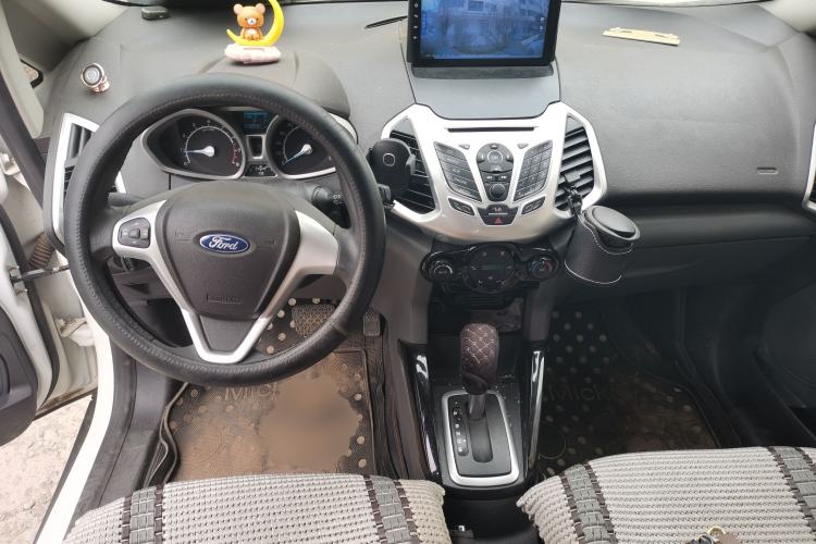 Used Ford EcoSport 2013 1.5L Automatic Prestige Model Center Console