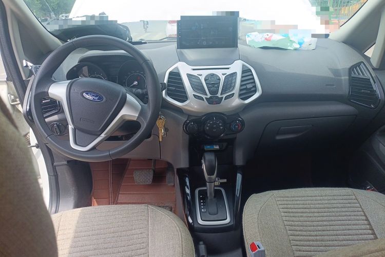 Used Ford EcoSport 2013 1.5L Automatic Fashion Model Center Console