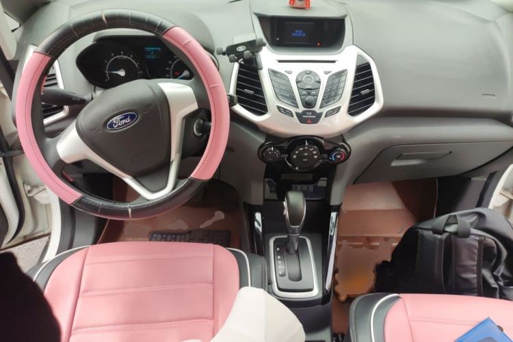 Used Ford EcoSport 2013 1.5L Automatic Fashion Model Center Console