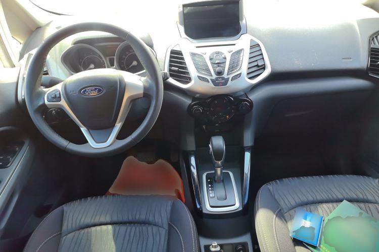 Used Ford EcoSport 2013 1.5L Automatic Prestige Model Center Console