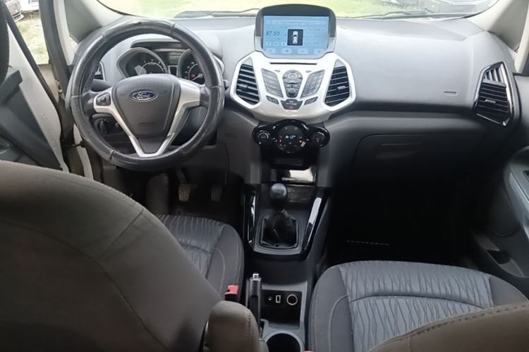Used Ford EcoSport 2013 1.0L GTDi Manual Luxury Model Center Console