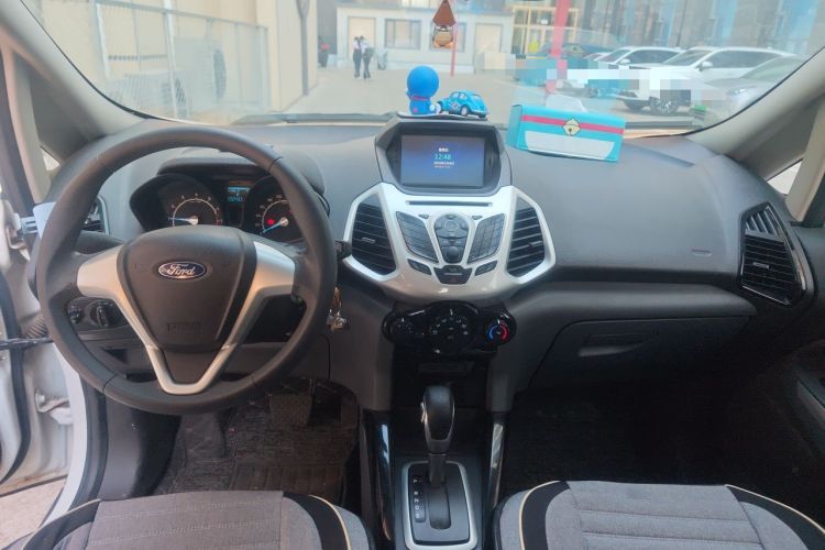 Used Ford EcoSport 2013 1.5L Automatic Fashion Model Center Console