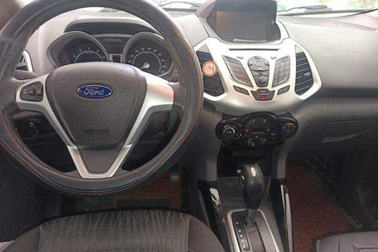 Used Ford EcoSport 2013 1.5L Automatic Prestige Model Center Console