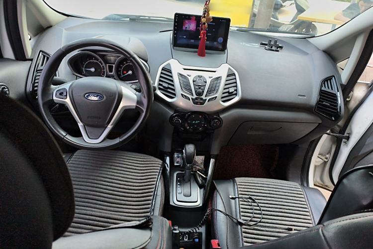 Used Ford EcoSport 2013 1.5L Automatic Prestige Model Center Console