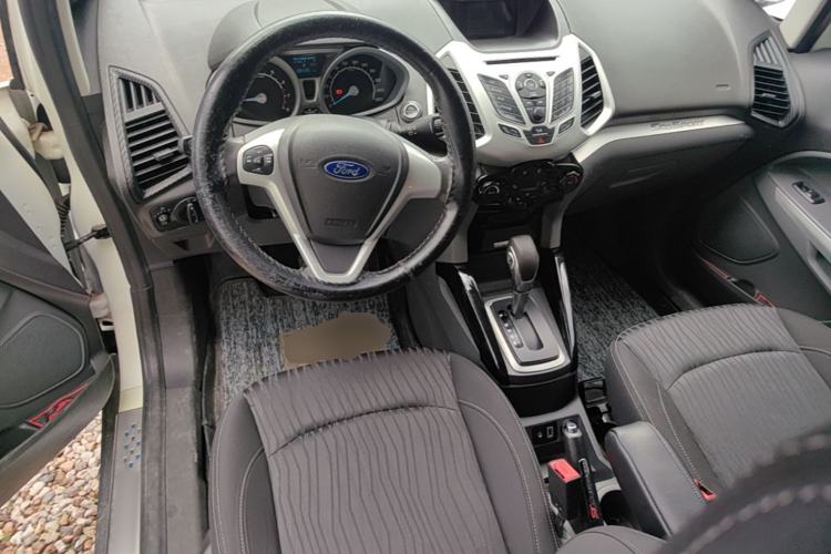 Used Ford EcoSport 2013 1.5L Automatic Prestige Model Center Console