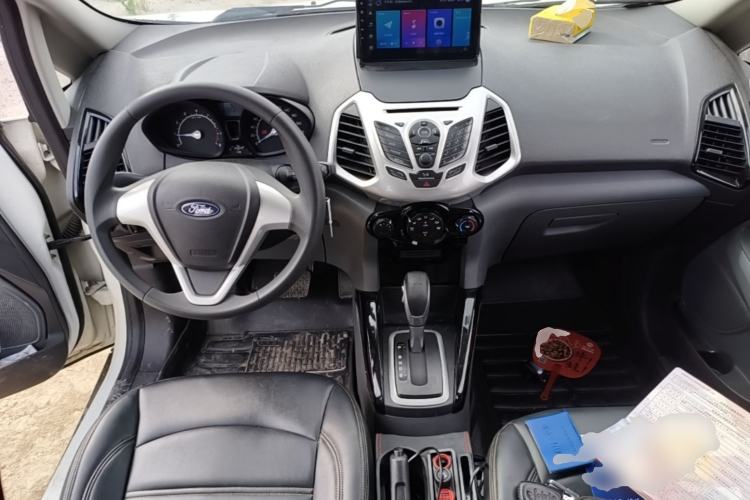 Used Ford EcoSport 2013 1.5L Automatic Fashion Model Center Console