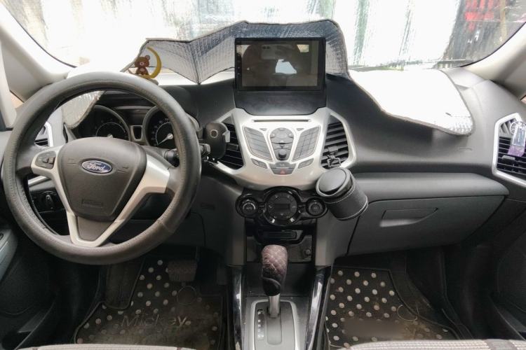 Used Ford EcoSport 2013 1.5L Automatic Prestige Model Center Console