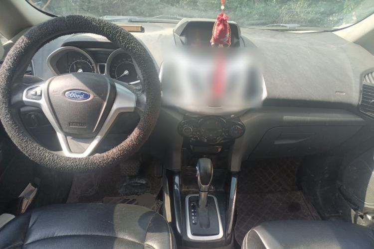 Used Ford EcoSport 2013 1.5L Automatic Prestige Model Center Console