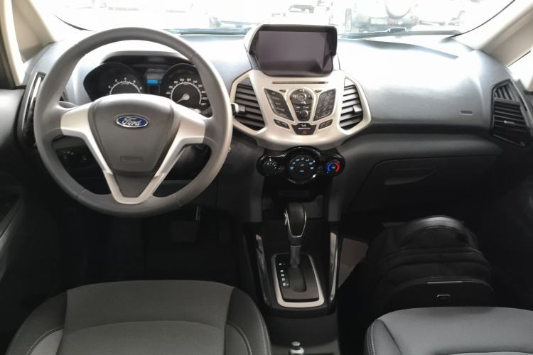 Used Ford EcoSport 2013 1.5L Automatic Fashion Model Center Console
